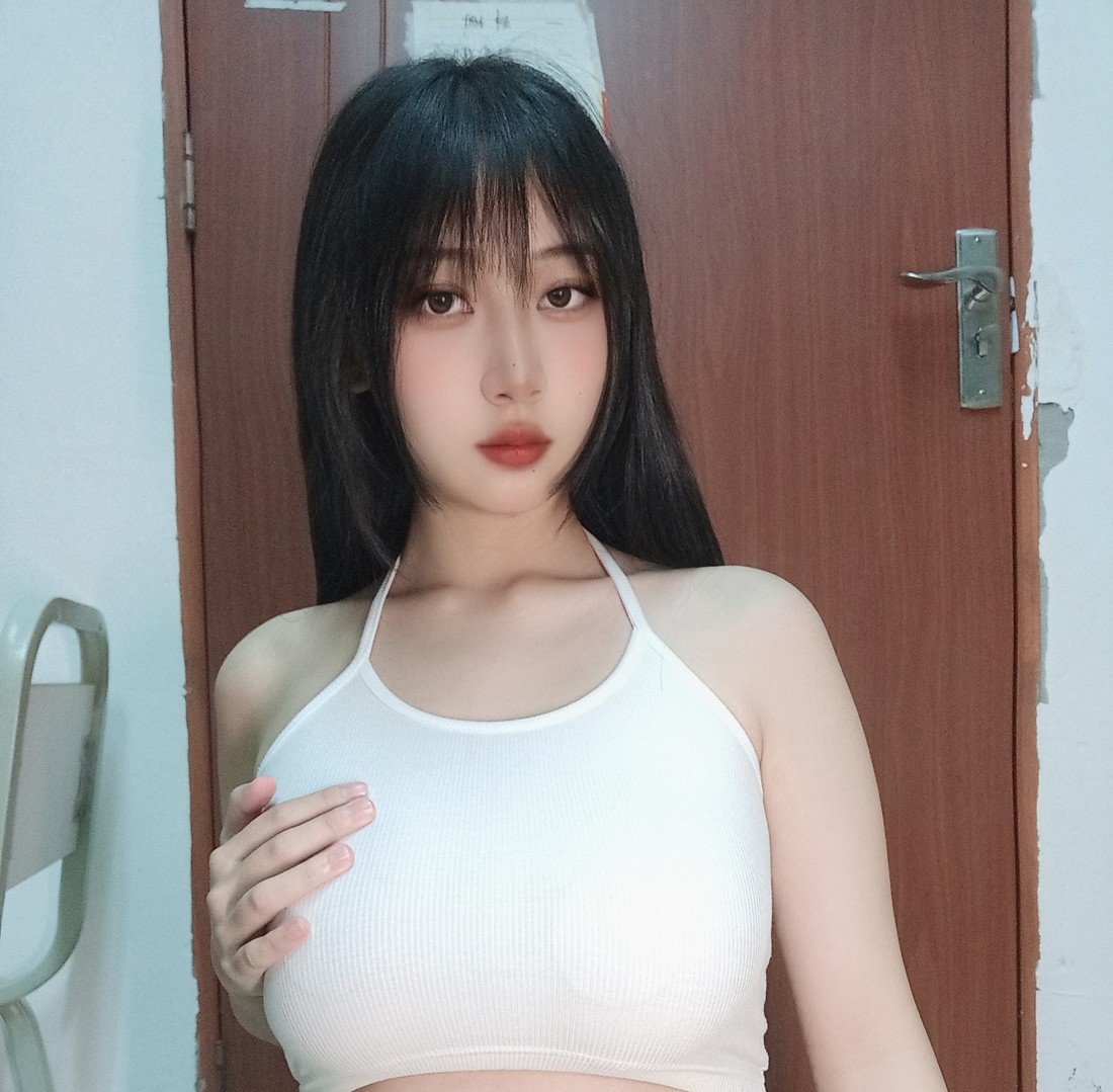 浅安安 – Cosplay 美女写真典藏合集 29 期 24.3G 高清原图 持续更新